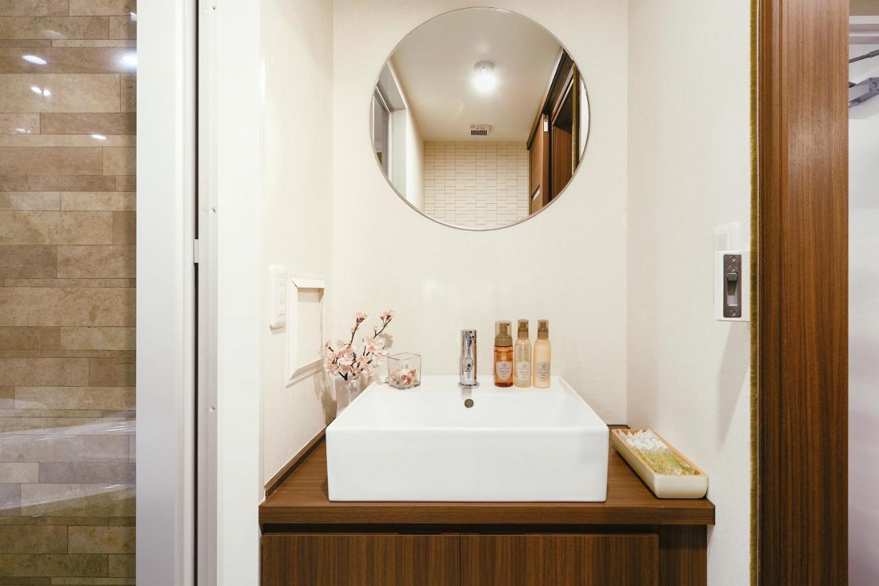 Cherry Blooming Tokyo- All Suite Boutique Hotel 东京伊樱里-中央区全套房艺术酒店 Ngoại thất bức ảnh