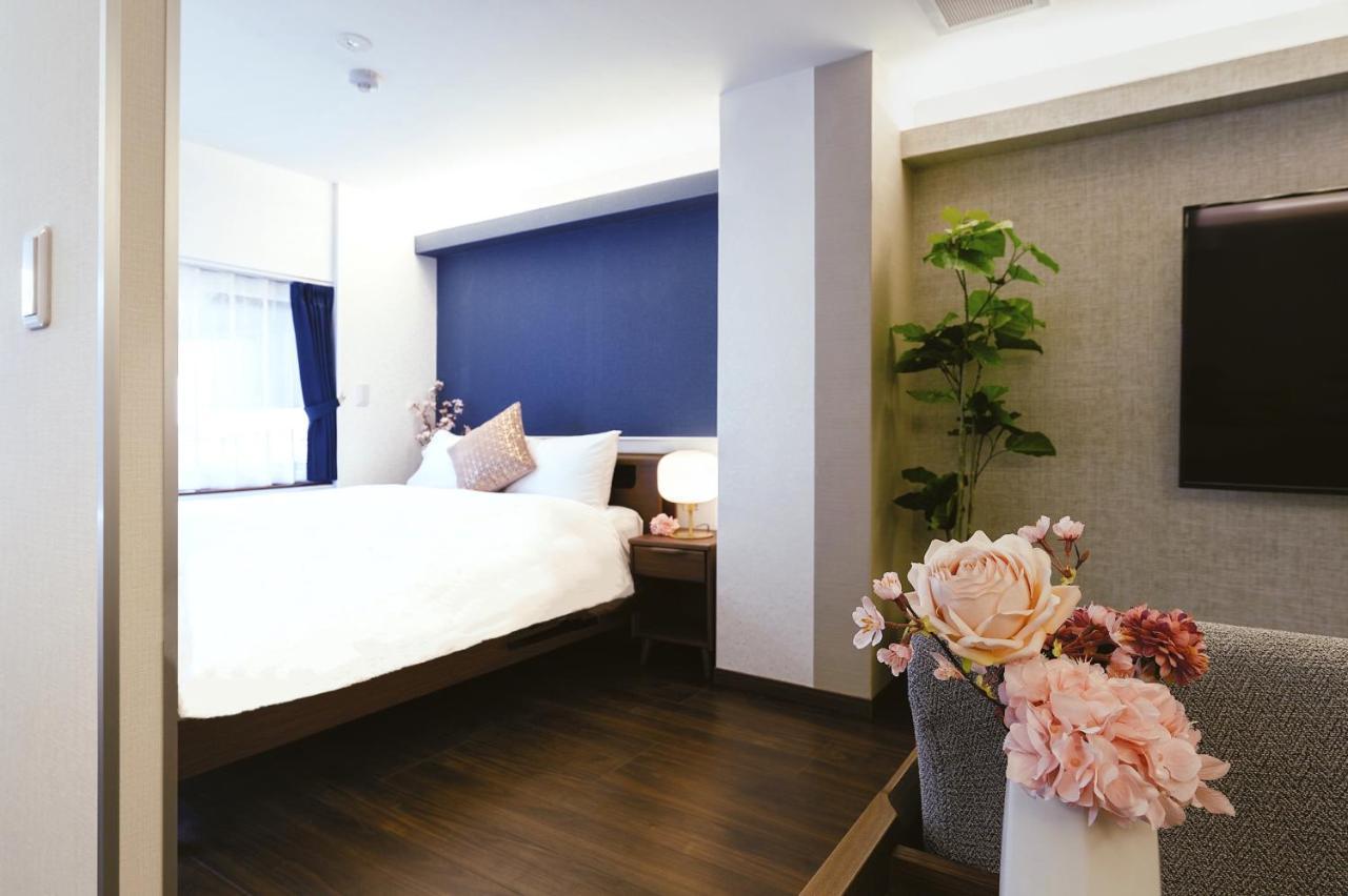 Cherry Blooming Tokyo- All Suite Boutique Hotel 东京伊樱里-中央区全套房艺术酒店 Ngoại thất bức ảnh
