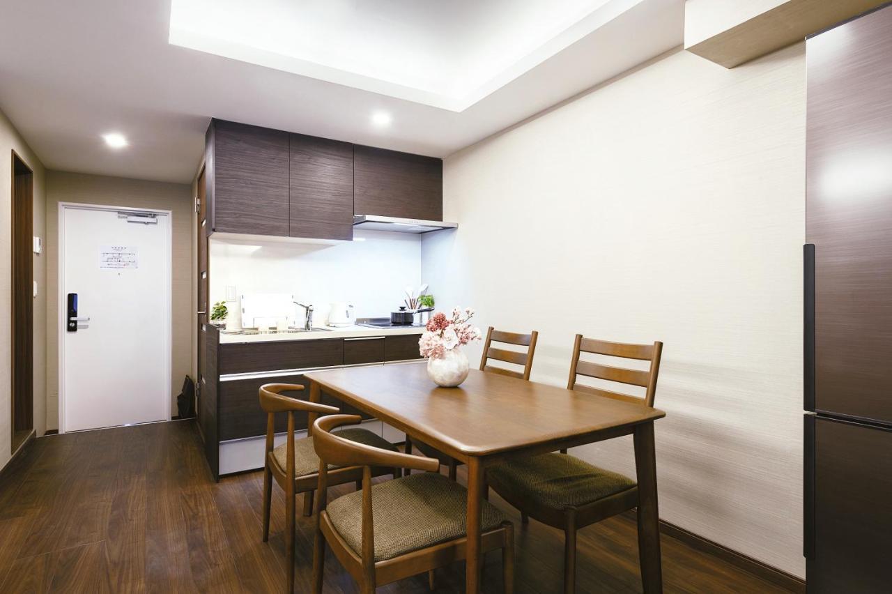 Cherry Blooming Tokyo- All Suite Boutique Hotel 东京伊樱里-中央区全套房艺术酒店 Ngoại thất bức ảnh